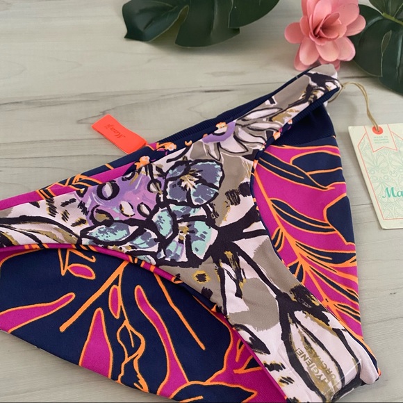 Maaji Reversible Floral Bikini Bottom 👙☀️ - Picture 12 of 14